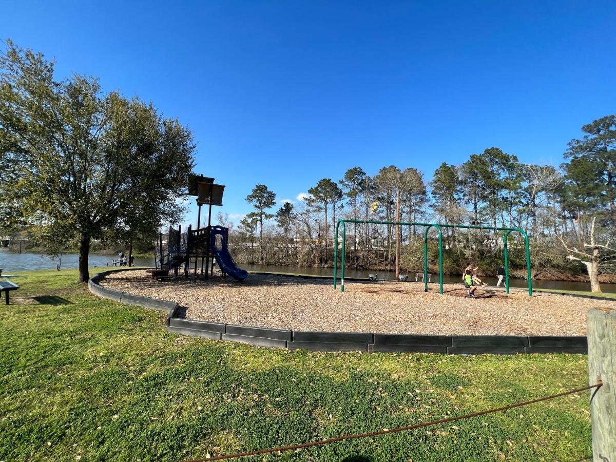 2 Bdrm Treehouse Hideout- Lake Conroe With Boat Ramp Montgomery Exterior foto